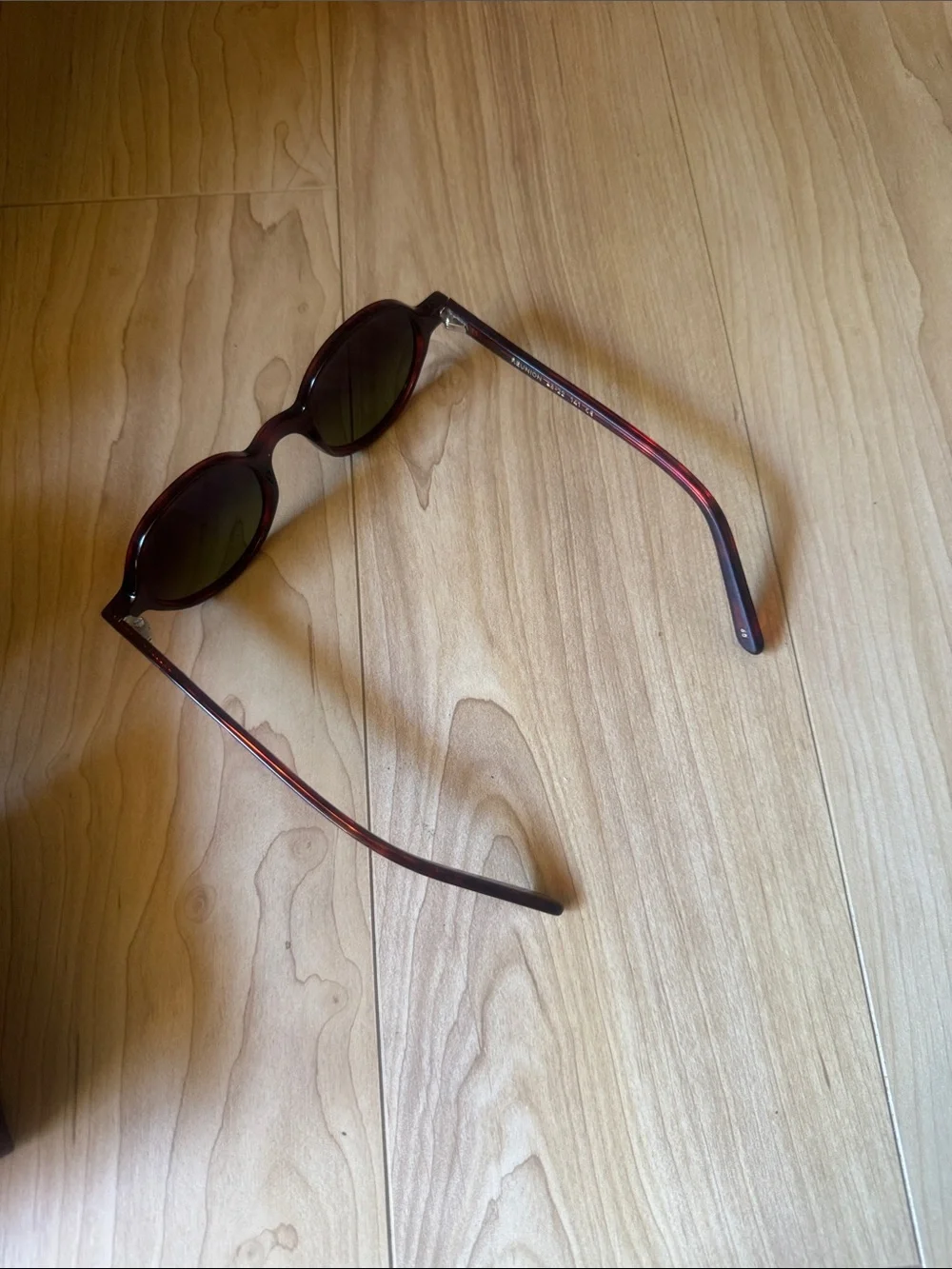 L.G.R round frame